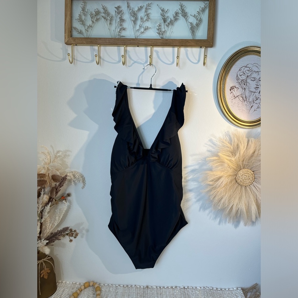 NWOT Women's One Piece Swimsuit Ruffle V Neck Adjustable Straps Tummy Co…